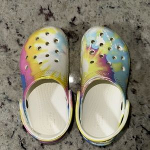 Kids tie die CROCS